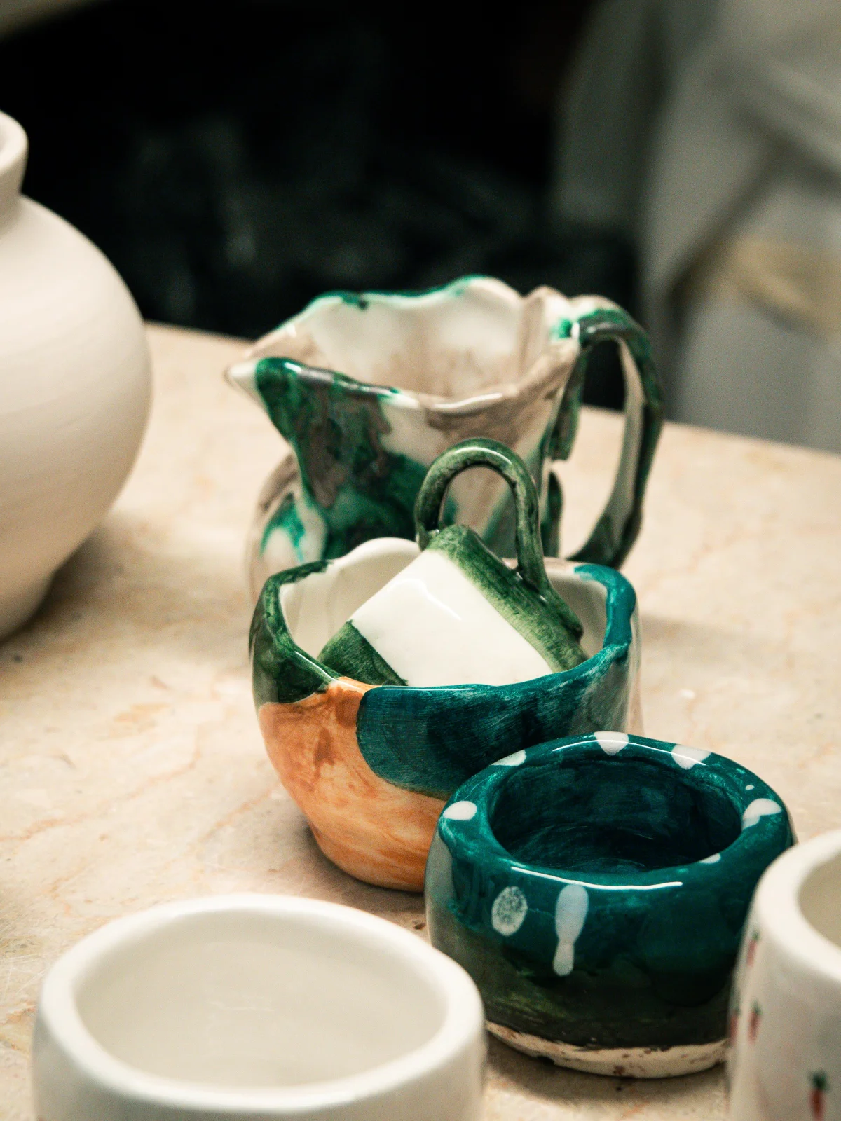 Ceramic mugs and bowls in Palermo